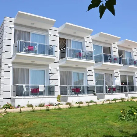 Kaya Hotel